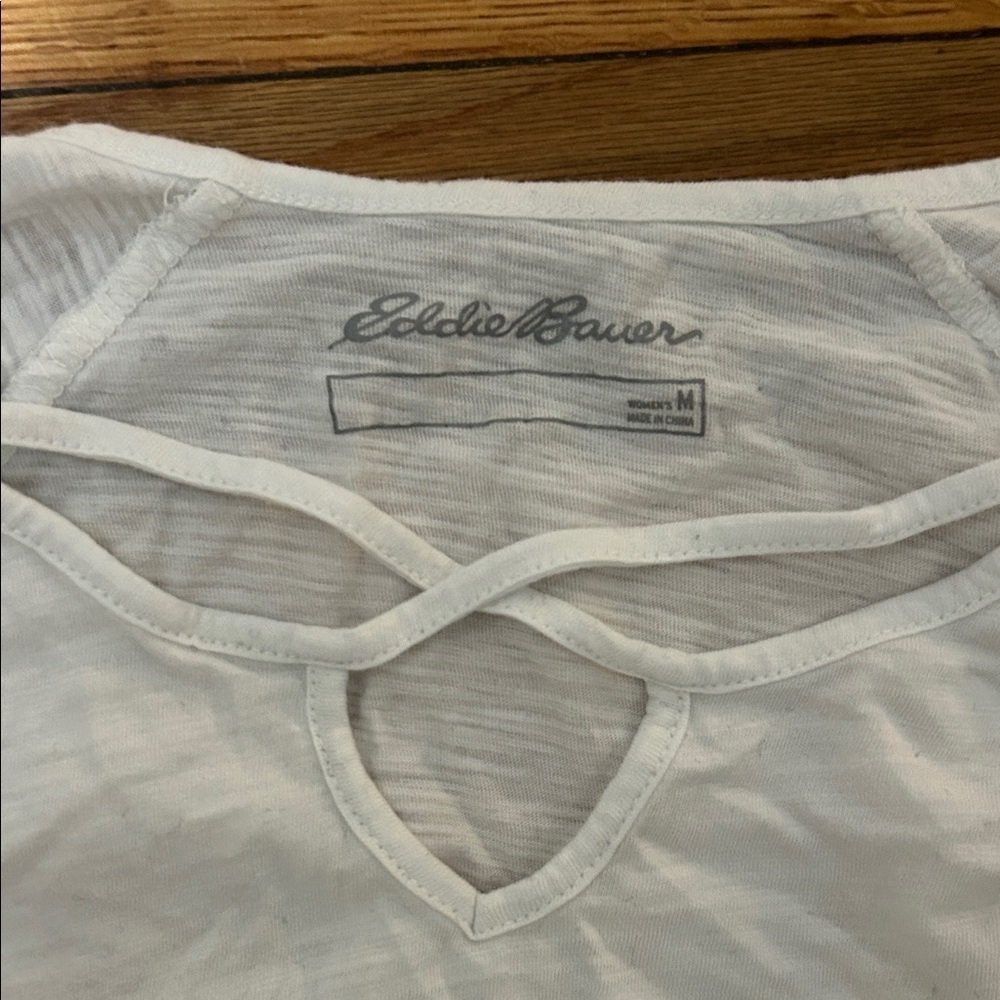 Eddie Bauer Cream Long Sleeve Women's Top - Picture 2 of 2